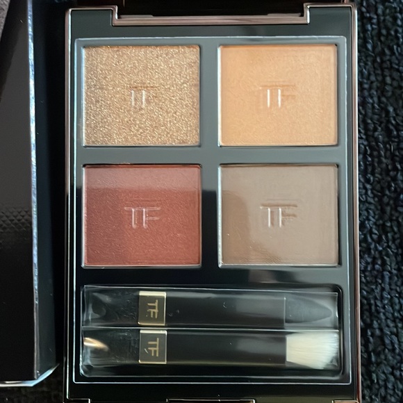 New Tom Ford Quad Shadow - Picture 3 of 9
